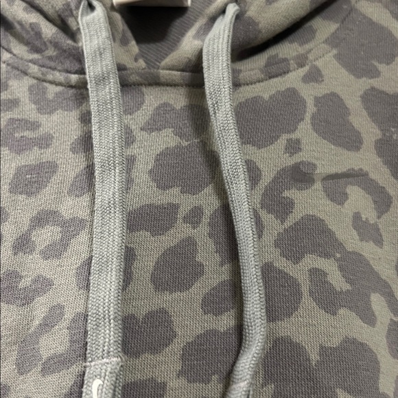 Nike Gray Leopard Print Hooded Sweatshirt size XS - Picture 4 of 7